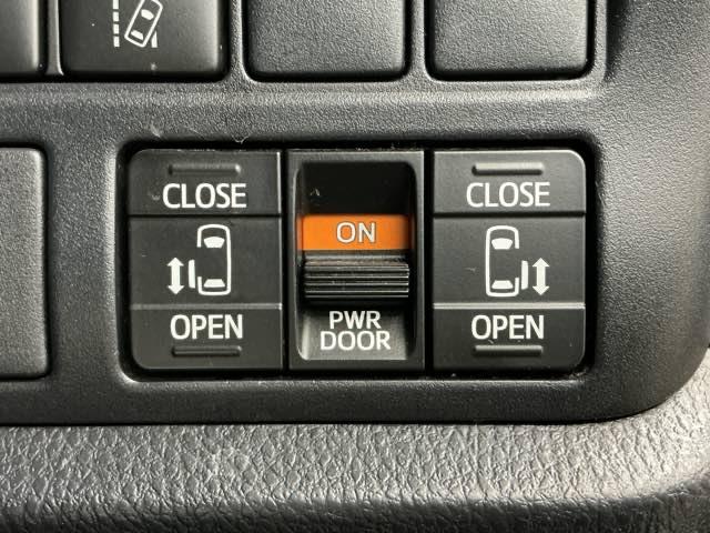 ヴォクシー ＺＳ煌　ワンオーナー　ＬＥＤ　バックカメラ　地上デジタル　ＴＳＳ　両側パワードア　アイドリングストップ車　パワーウィンド　横滑防止　１オーナ　Ａライト　整備記録簿　ＤＶＤ可　盗難防止装置　スマートエントリー（10枚目）