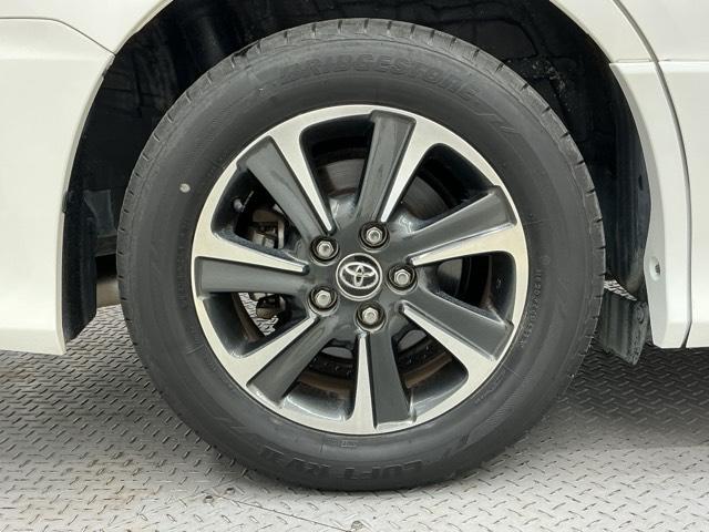 ヴォクシー ＺＳ煌　ワンオーナー　ＬＥＤ　バックカメラ　地上デジタル　ＴＳＳ　両側パワードア　アイドリングストップ車　パワーウィンド　横滑防止　１オーナ　Ａライト　整備記録簿　ＤＶＤ可　盗難防止装置　スマートエントリー（22枚目）