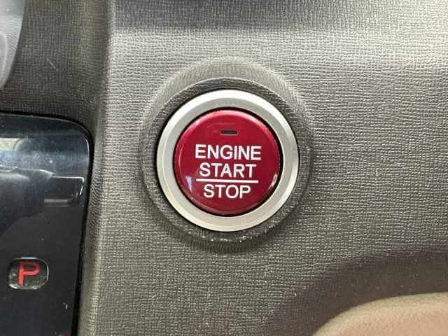 N-ONE G・Aパッケージ ホンダ認定中古車 純正ナビ バックカメラ イモビライザー ESC Aストップ ワンオーナー エアコン 記録簿 運転席エアバッグ キーレス ABS ナビTV Sキー パワーステアリング サイドエアB(12枚目)