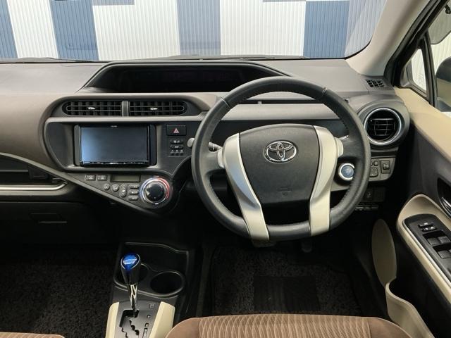 アクア Ｇ　社外メモリーナビ　バックカメラ　ＥＴＣ　バックモニタ　セキュリティー　デュアルエアバック　ナビＴＶ　Ｉ－ＳＴＯＰ　パワーウィンドウ　地デジ　ＥＳＣ　ＡＴエアコン　ＡＢＳ　パワーステアリング（15枚目）