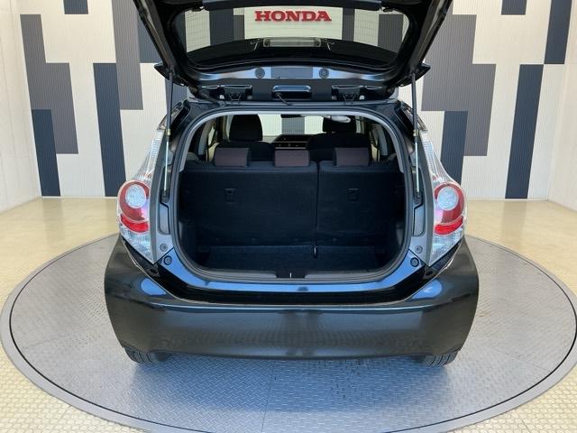 アクア Ｇ　社外メモリーナビ　バックカメラ　ＥＴＣ　バックモニタ　セキュリティー　デュアルエアバック　ナビＴＶ　Ｉ－ＳＴＯＰ　パワーウィンドウ　地デジ　ＥＳＣ　ＡＴエアコン　ＡＢＳ　パワーステアリング（18枚目）