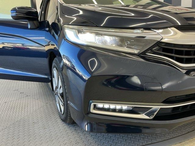 シャトル ハイブリッドＸホンダセンシング　ホンダ認定中古車　純正ドラレコ前後　横滑抑制　リヤカメラ　ドライブレコーダ　スマ－トキ－　イモビ　ＴＶナビ　サイドエアバッグ　シートヒーター付き　キーレス　ＵＳＢ　Ｗエアコン　ＤＶＤ再生機能　ＥＣＯＮ（23枚目）