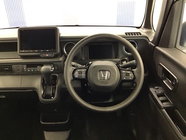 Ｎ－ＢＯＸカスタム ベースグレード　ホンダ認定中古車　デモカー　純正ドラレコ　Ｗ電動ドア　ＵＳＢ接続　ＣＭＢＳ　Ｄレコ　オートエアコン　スマートキ　ＬＥＤ　盗難防止装置　クルコン　ＥＴＣ　バックカメラ　フルセグＴＶ　パワーステアリング（18枚目）