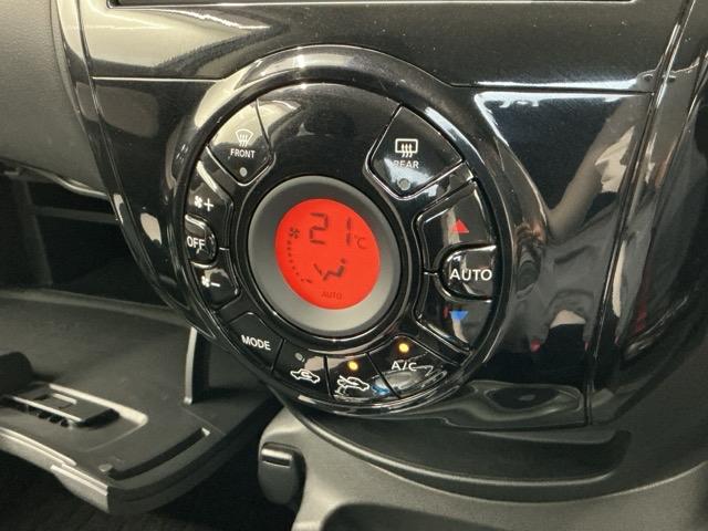 ノート ｅ－パワーＸ　純正ドラレコ前　全周囲　レンタカーアップ　３６０°カメラ　横滑防止装置　Ｒカメラ　運転席助手席エアバック　地デジ　Ｆカメラ　ＡＵＴＯエアコン　盗難防止システム　ナビＴＶ　サイドカメラ　運転席エアバッグ（10枚目）