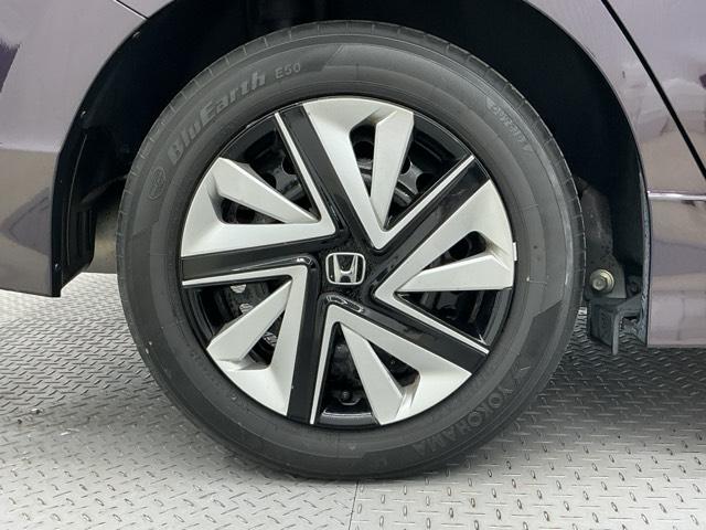 シャトル ハイブリッドXホンダセンシング ホンダ認定中古車 純正ナビ LEDライト 横滑抑制 リヤカメラ スマ-トキ- イモビ TVナビ サイドエアバッグ シートヒーター付き キーレス Wエアコン DVD再生機能 ECON クルコン ETC(20枚目)