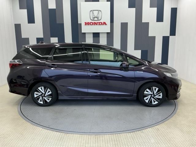 シャトル ハイブリッドXホンダセンシング ホンダ認定中古車 純正ナビ LEDライト 横滑抑制 リヤカメラ スマ-トキ- イモビ TVナビ サイドエアバッグ シートヒーター付き キーレス Wエアコン DVD再生機能 ECON クルコン ETC(24枚目)