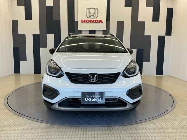 フィット クロスター　ホンダ認定中古車　ＬＥＤ　バックカメラ　ＶＳＡ　キーフリー　オートクルーズコントロール　ＵＳＢ　クリアランスソナー　スマートキー　サイドエアバッグ　オートライト　オートエアコン　盗難防止システム（22枚目）