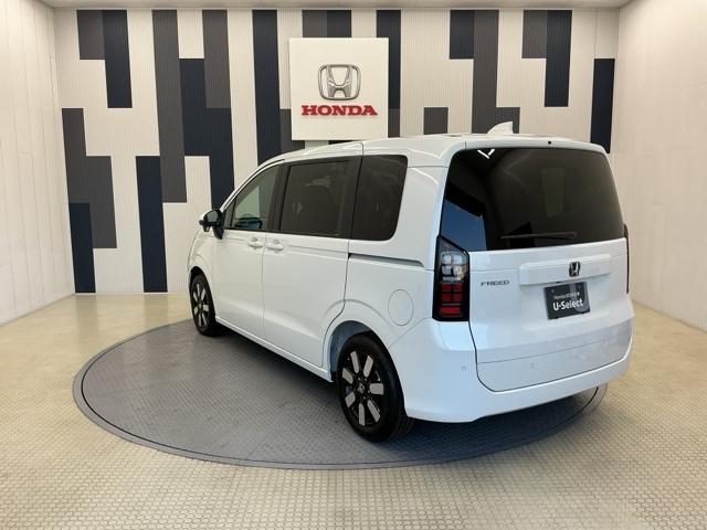 フリード エアーＥＸ　ホンダ認定中古車　両側電動　ＬＥＤ　バックモニター　盗難防止システム　両側パワースライドドア　横滑り防止装置　クルコン　フルセグ　オートエアコン　３列シート　クリソナ　サイドエアバッグ　ウォークスルー（25枚目）