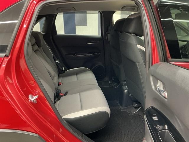 フィット ｅ：ＨＥＶクロスター　ホンダ認定中古車　純正ドラレコ前後　衝突回避システム　１オーナー　フルオートエアコン　整備記録簿　前後センサー　ＬＥＤランプ　エアバッグ　サイドエアバック　地デジ　オートクルーズコントロール　ＶＳＡ（16枚目）