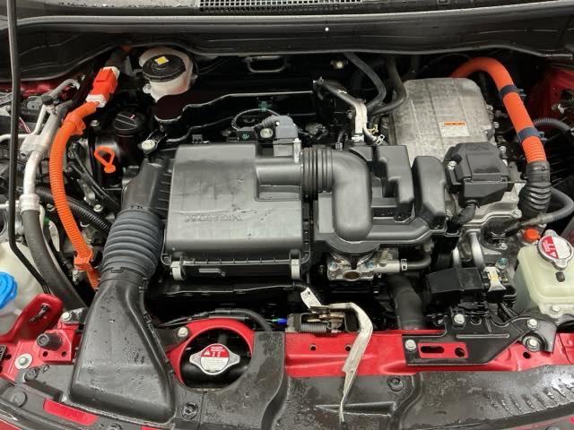 フィット ｅ：ＨＥＶクロスター　ホンダ認定中古車　純正ドラレコ前後　衝突回避システム　１オーナー　フルオートエアコン　整備記録簿　前後センサー　ＬＥＤランプ　エアバッグ　サイドエアバック　地デジ　オートクルーズコントロール　ＶＳＡ（19枚目）