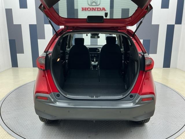 フィット ｅ：ＨＥＶクロスター　ホンダ認定中古車　純正ドラレコ前後　衝突回避システム　１オーナー　フルオートエアコン　整備記録簿　前後センサー　ＬＥＤランプ　エアバッグ　サイドエアバック　地デジ　オートクルーズコントロール　ＶＳＡ（21枚目）