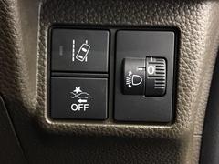 �ɥ饤�С��ذ�æ�δ������Τ餻������æ����򤹤�褦���ƥ��������ٱ礷�Ƥ����ϩ����æ������ǽ���֥졼�����������Ԥ���®���ƾ����ﳲ��ڸ�������ͷڸ��֥졼���դ��Ǥ��� 3