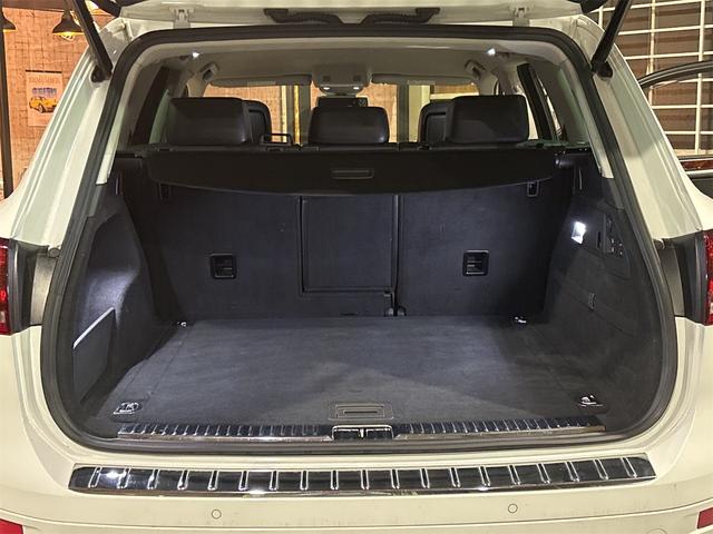 �Q��ڃV�[�g�A�����W�ɂ���ăg�����N�׎����ӊO�ƍL���Ȃ�A�ו���ςݍ��ނ��Ƃ��ł��܂��I