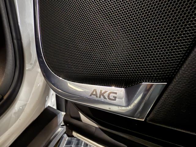 キャデラックエスカレード プラチナム 正規ディーラー車 24インチAW ツートンラッピング 純正リアモニター AKGサウンド シートヒーター&ベンチレーション ハンドルヒーター 全周囲バックカメラ ETC カープレイ レーダー ドラレコ(36枚目)