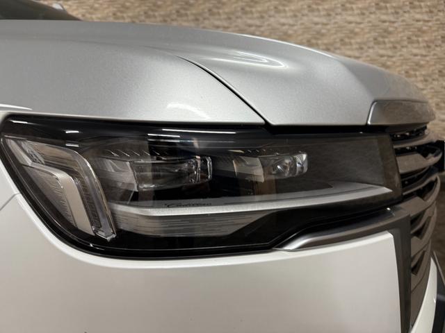 キャデラックエスカレード プラチナム 正規ディーラー車 24インチAW ツートンラッピング 純正リアモニター AKGサウンド シートヒーター&ベンチレーション ハンドルヒーター 全周囲バックカメラ ETC カープレイ レーダー ドラレコ(44枚目)