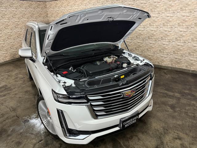 キャデラックエスカレード プラチナム 正規ディーラー車 24インチAW ツートンラッピング 純正リアモニター AKGサウンド シートヒーター&ベンチレーション ハンドルヒーター 全周囲バックカメラ ETC カープレイ レーダー ドラレコ(48枚目)