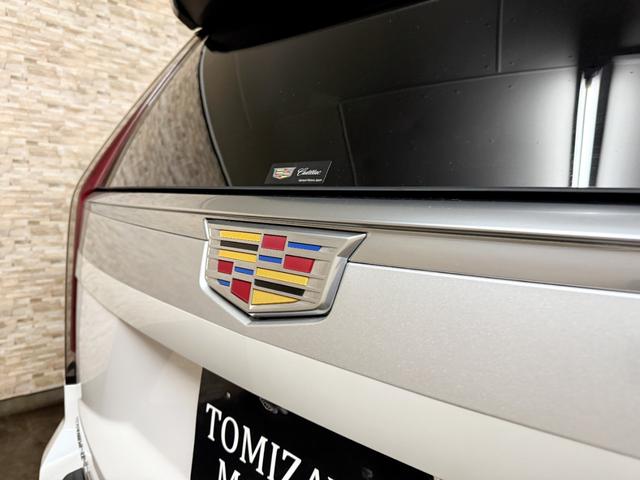 キャデラックエスカレード プラチナム 正規ディーラー車 24インチAW ツートンラッピング 純正リアモニター AKGサウンド シートヒーター&ベンチレーション ハンドルヒーター 全周囲バックカメラ ETC カープレイ レーダー ドラレコ(52枚目)