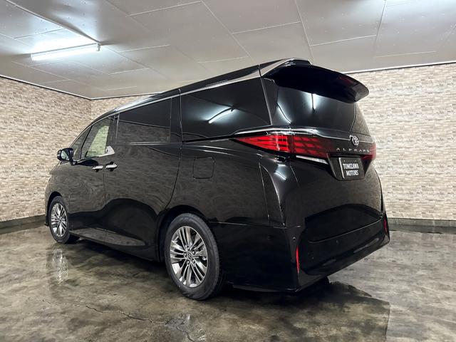 アルファード Ｚ　改良後モデル　ＪＢＬサウンド　１４インチリアモニター　トヨタチームメイト　ユニバーサルステップ　カラーＨＵＤ　左右独立ムーンルーフ　寒冷地仕様　ＩＴＳコネクト　テレビキャンセラー　ＥＴＣ２．０（5枚目）