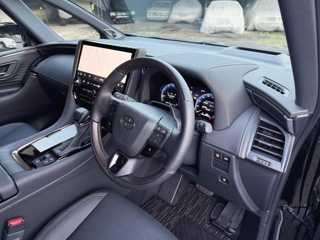 アルファード Ｚ　改良後モデル　ＪＢＬサウンド　１４インチリアモニター　トヨタチームメイト　ユニバーサルステップ　カラーＨＵＤ　左右独立ムーンルーフ　寒冷地仕様　ＩＴＳコネクト　テレビキャンセラー　ＥＴＣ２．０（10枚目）