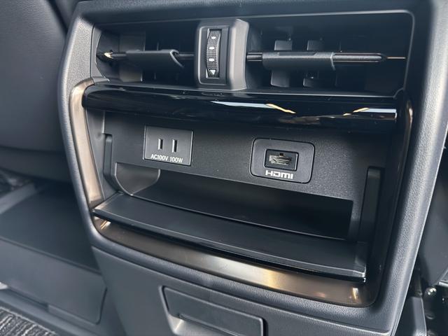 アルファード Ｚ　改良後モデル　ＪＢＬサウンド　１４インチリアモニター　トヨタチームメイト　ユニバーサルステップ　カラーＨＵＤ　左右独立ムーンルーフ　寒冷地仕様　ＩＴＳコネクト　テレビキャンセラー　ＥＴＣ２．０（26枚目）