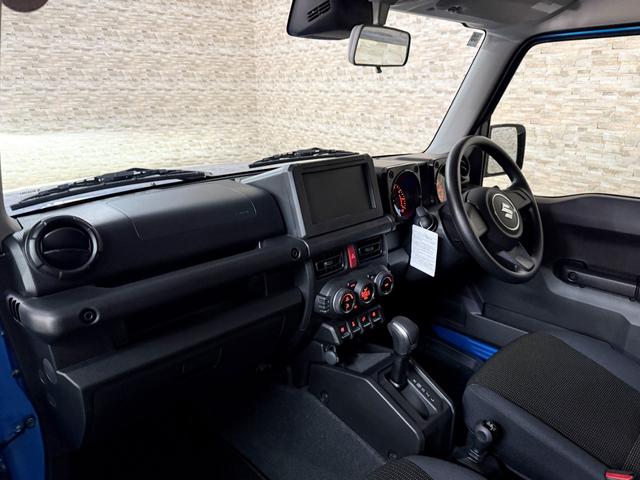 ジムニーシエラ JL ブリジストン マッドタイヤ LEDヘッドライトバルブ ワンオーナー車 4WD シートヒーター アイドリングストップ 電動格納ミラー クリアランスソナー(12枚目)