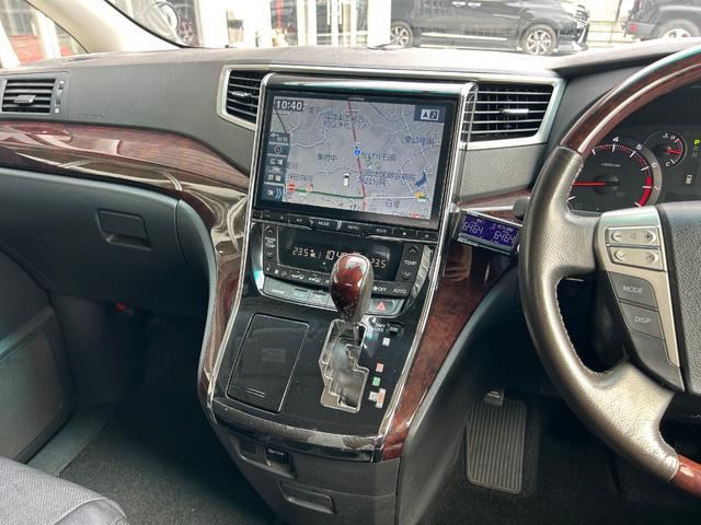 アルファード 　１０インチナビ　サンルーフ　フリップダウンモニター　両側電動スライドドア　ＥＴＣ　ＴＥＩＮ車高調　純正１８インチＡＷ（24枚目）