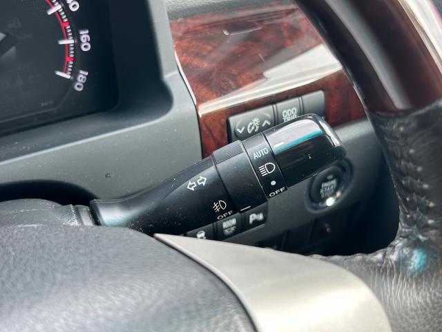 アルファード 　１０インチナビ　サンルーフ　フリップダウンモニター　両側電動スライドドア　ＥＴＣ　ＴＥＩＮ車高調　純正１８インチＡＷ（34枚目）
