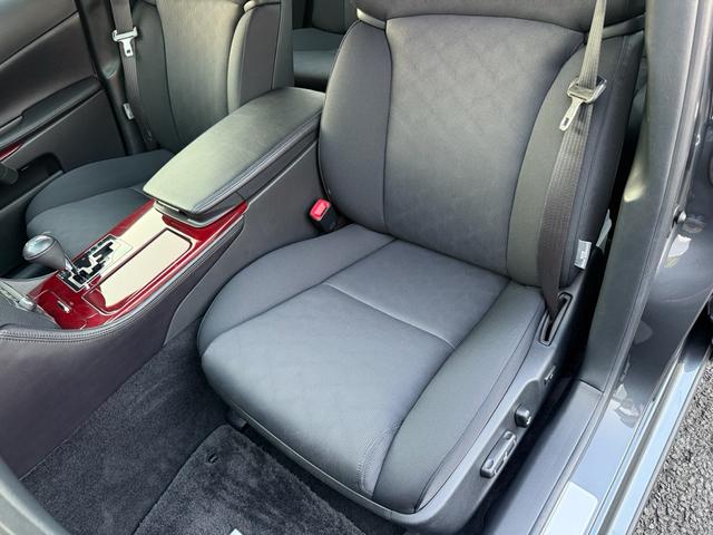 ＧＳ ＧＳ３５０　エアコン　パワーシート　スマートキー　電格ミラー　バックカメラ　ＥＴＣ　パワステ　ＣＤ　ＦＭ（30枚目）