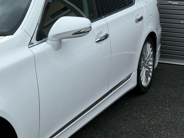 LS LS460 バージョンSZ Iパッケージ サンルーフ/黒革/エアシート/ステアリングヒーター/後席シートヒーター/Bluetooth/バックカメラ/ETC/スマートキー/シートメモリー/全塗装済/(17枚目)