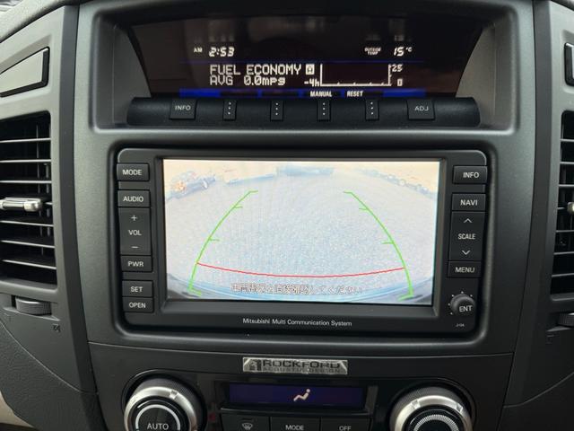 パジェロ ロング　エクシード　７人乗り／バックカメラ／純正ナビ／ＴＶ／ＥＴＣ／エアコン／パワステ／４ＷＤ／クルーズコントロール／（5枚目）