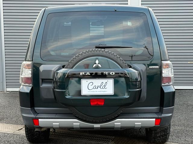 パジェロ ロング　エクシード　７人乗り／バックカメラ／純正ナビ／ＴＶ／ＥＴＣ／エアコン／パワステ／４ＷＤ／クルーズコントロール／（10枚目）