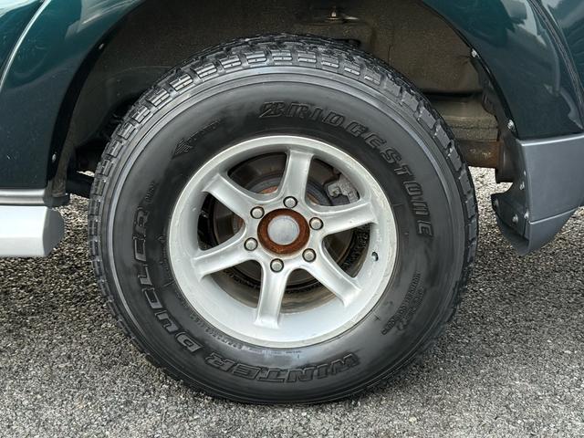 パジェロ ロング　エクシード　７人乗り／バックカメラ／純正ナビ／ＴＶ／ＥＴＣ／エアコン／パワステ／４ＷＤ／クルーズコントロール／（18枚目）