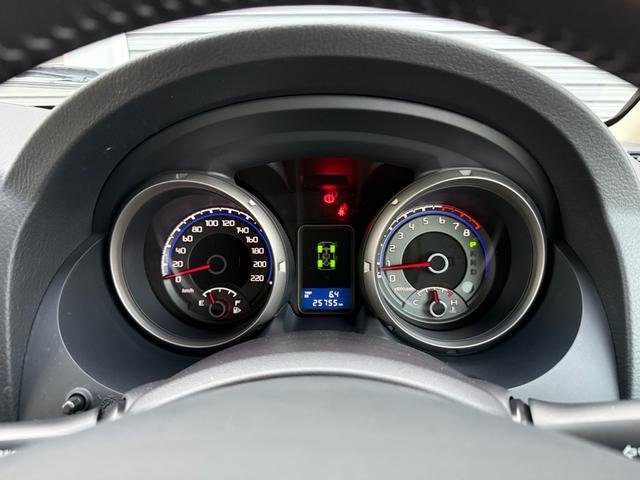 パジェロ ロング　エクシード　７人乗り／バックカメラ／純正ナビ／ＴＶ／ＥＴＣ／エアコン／パワステ／４ＷＤ／クルーズコントロール／（53枚目）