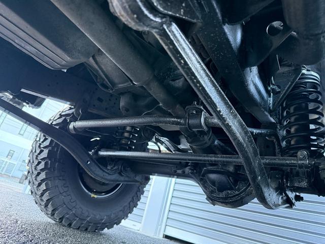 ランドクルーザープラド ＳＸワイド　リフトＵＰ／ＭＴタイヤ／前後社外バンパー／ナローボディ／１ナンバー登録／（6枚目）