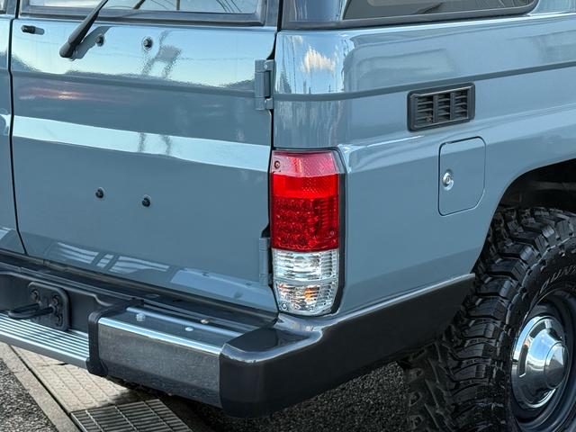 ランドクルーザープラド ＳＸワイド　リフトＵＰ／ＭＴタイヤ／前後社外バンパー／ナローボディ／１ナンバー登録／（15枚目）