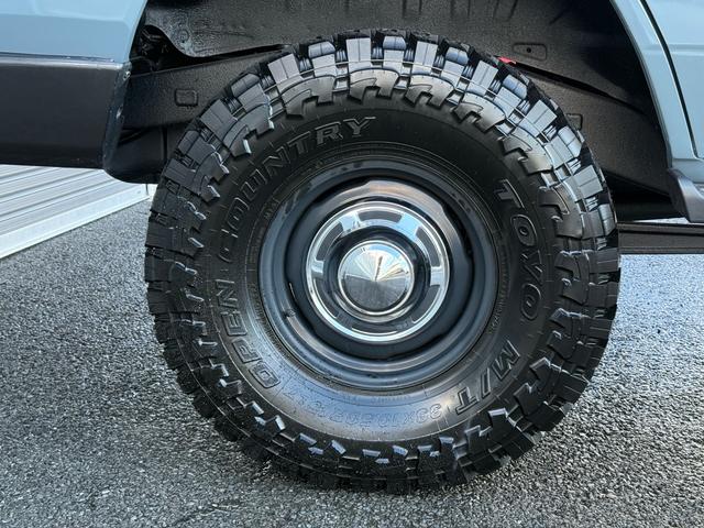 ランドクルーザープラド ＳＸワイド　リフトＵＰ／ＭＴタイヤ／前後社外バンパー／ナローボディ／１ナンバー登録／（20枚目）