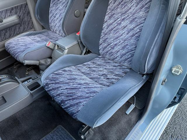 ランドクルーザープラド ＳＸワイド　リフトＵＰ／ＭＴタイヤ／前後社外バンパー／ナローボディ／１ナンバー登録／（23枚目）