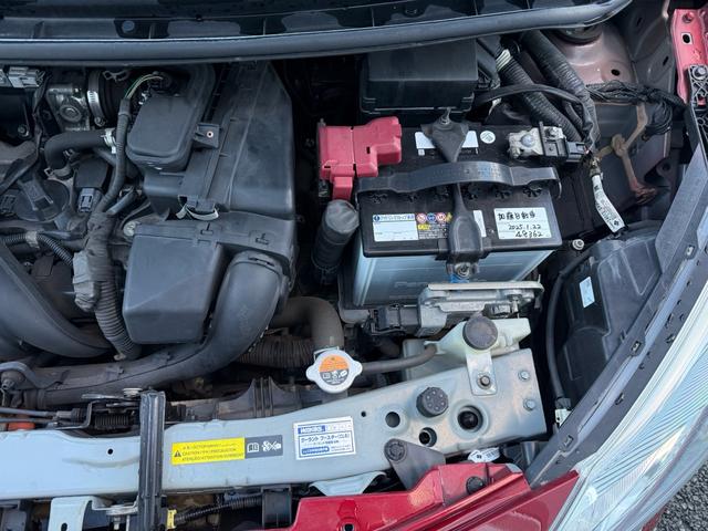 ノート Ｘ　純正ナビ／バックカメラ／Ｂｌｕｅｔｏｏｔｈ／ＴＶ／スペアキー／電格ミラー／エアコン／（45枚目）