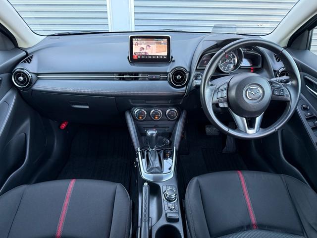 デミオ XDツーリング 純正ナビ/CD/DVD/Bluetooth/ETC/ワンセグ/ドラレコ/バックカメラ/パドルシフト/スペアキー/(2枚目)