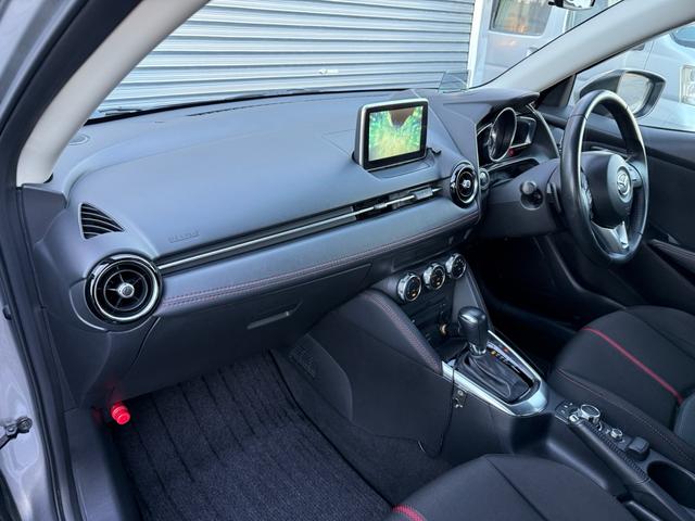 デミオ XDツーリング 純正ナビ/CD/DVD/Bluetooth/ETC/ワンセグ/ドラレコ/バックカメラ/パドルシフト/スペアキー/(21枚目)