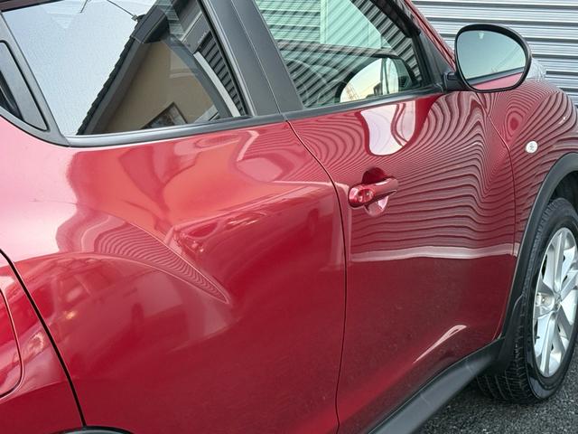 ジューク １５ＲＸ　タイプＶ　ワンオーナー／純正ナビ／バックカメラ／ＴＶ／スマートキー／Ｂｌｕｅｔｏｏｔｈ／ＣＤ／ＤＶＤ／スペアキー／（19枚目）