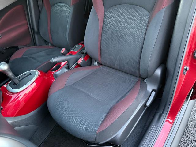 ジューク １５ＲＸ　タイプＶ　ワンオーナー／純正ナビ／バックカメラ／ＴＶ／スマートキー／Ｂｌｕｅｔｏｏｔｈ／ＣＤ／ＤＶＤ／スペアキー／（23枚目）