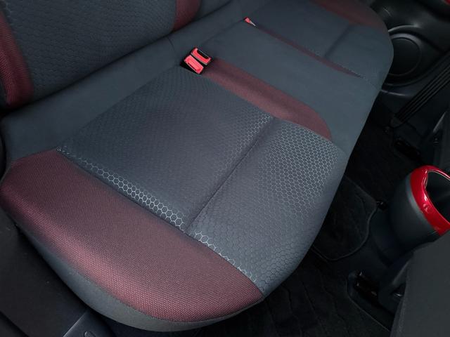 ジューク １５ＲＸ　タイプＶ　ワンオーナー／純正ナビ／バックカメラ／ＴＶ／スマートキー／Ｂｌｕｅｔｏｏｔｈ／ＣＤ／ＤＶＤ／スペアキー／（38枚目）