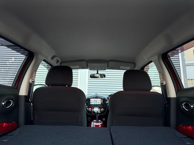 ジューク １５ＲＸ　タイプＶ　ワンオーナー／純正ナビ／バックカメラ／ＴＶ／スマートキー／Ｂｌｕｅｔｏｏｔｈ／ＣＤ／ＤＶＤ／スペアキー／（45枚目）