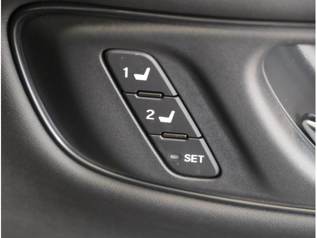 ＺＲ－Ｖ ｅ：ＨＥＶＺ特別仕様車ブラックスタイル　アラウンドビューモニター　ＬＥＤヘッドランプ　スマ－トキ－　クルコン　ＥＴＣ車載器　電動シート　オートライト　ドライブレコーダー　シートヒーター　本革シート（43枚目）