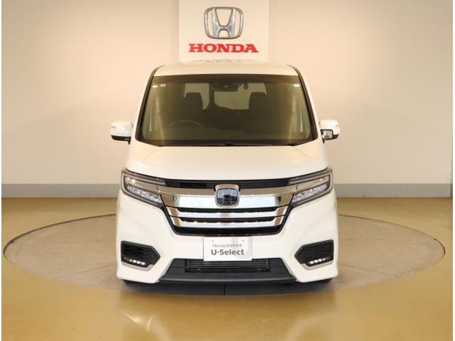 ステップワゴンスパーダ スパーダホンダセンシング 盗難防止 助手席エアバッグ Wパワスラ 地デジ LEDライト 横滑り防止システム オートエアコン リアカメラ ドライブレコーダー装着車 USB ナビ&TV 三列シート(3枚目)