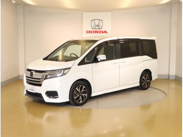 ステップワゴンスパーダ スパーダホンダセンシング 盗難防止 助手席エアバッグ Wパワスラ 地デジ LEDライト 横滑り防止システム オートエアコン リアカメラ ドライブレコーダー装着車 USB ナビ&TV 三列シート(4枚目)