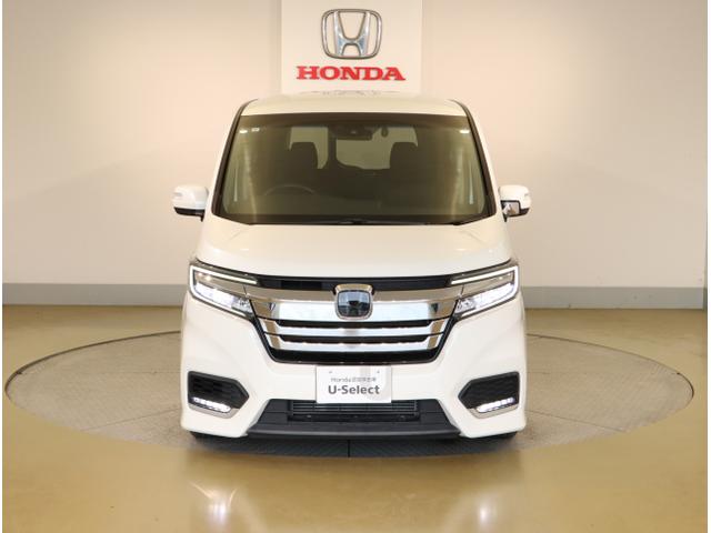 ステップワゴンスパーダ スパーダホンダセンシング 盗難防止 助手席エアバッグ Wパワスラ 地デジ LEDライト 横滑り防止システム オートエアコン リアカメラ ドライブレコーダー装着車 USB ナビ&TV 三列シート(11枚目)