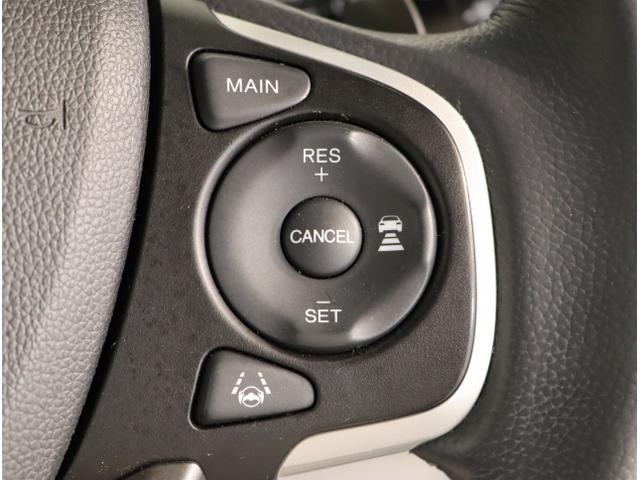 ステップワゴンスパーダ スパーダホンダセンシング 盗難防止 助手席エアバッグ Wパワスラ 地デジ LEDライト 横滑り防止システム オートエアコン リアカメラ ドライブレコーダー装着車 USB ナビ&TV 三列シート(30枚目)