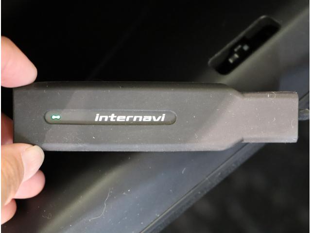 ステップワゴンスパーダ スパーダホンダセンシング 盗難防止 助手席エアバッグ Wパワスラ 地デジ LEDライト 横滑り防止システム オートエアコン リアカメラ ドライブレコーダー装着車 USB ナビ&TV 三列シート(41枚目)